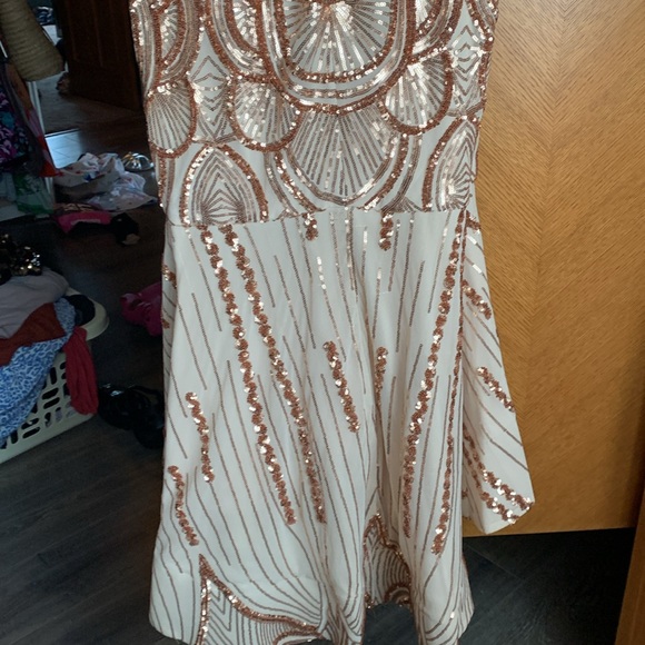 Sequins beige rose gold prom/special occasion dress - Picture 4 of 5